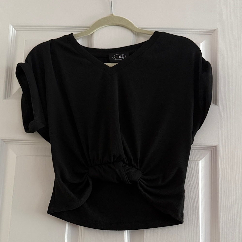 V-neck Solid Ruched Crop Top